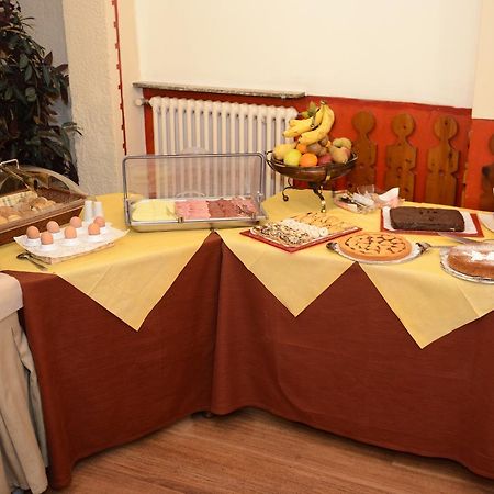 Albergo Altavilla 티라노 외부 사진