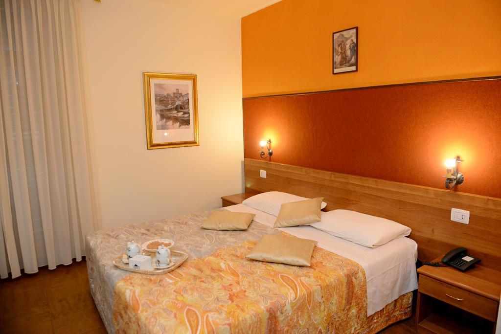 Albergo Altavilla 티라노 외부 사진