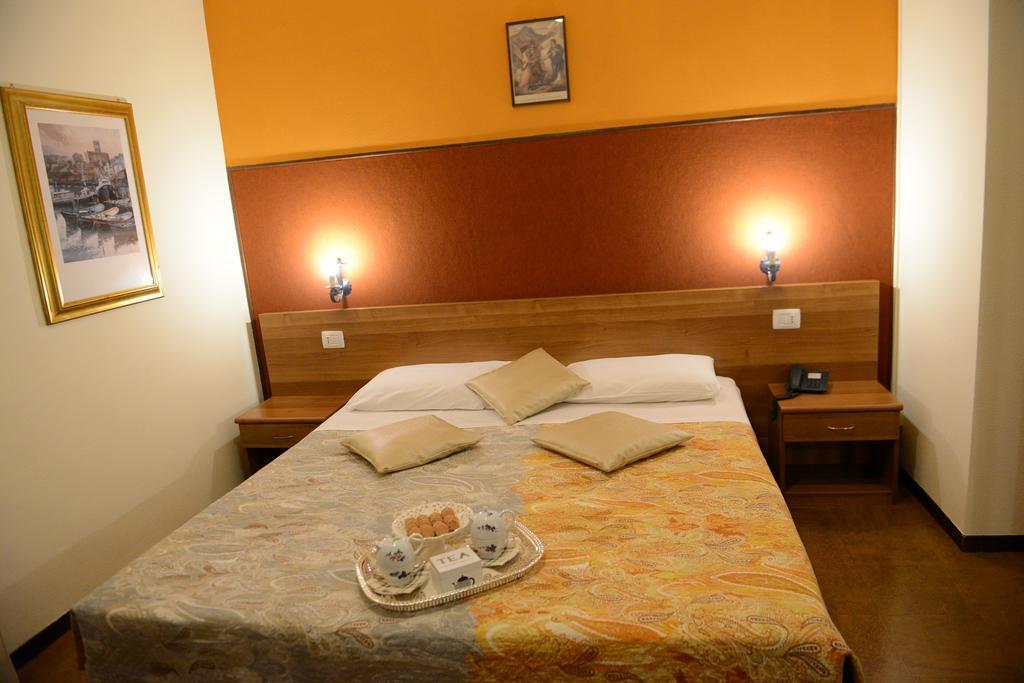 Albergo Altavilla 티라노 외부 사진