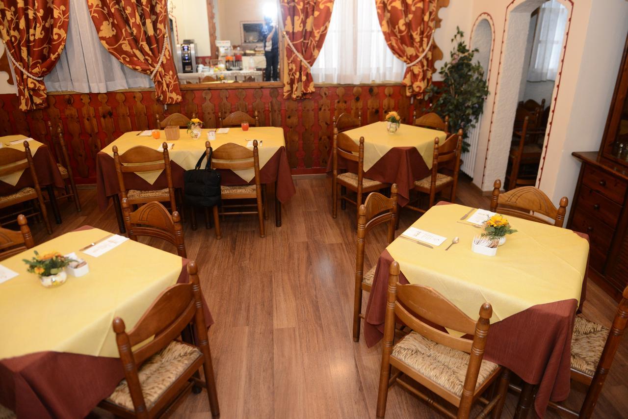Albergo Altavilla 티라노 외부 사진